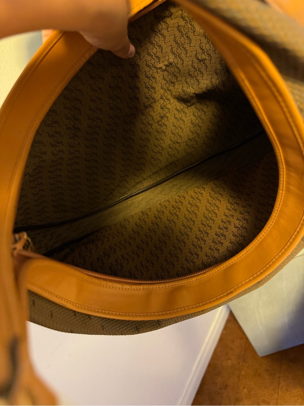 Yves Saint Laurent Brown and Tan Hobo Shoulder Bag - Picture 7 of 8